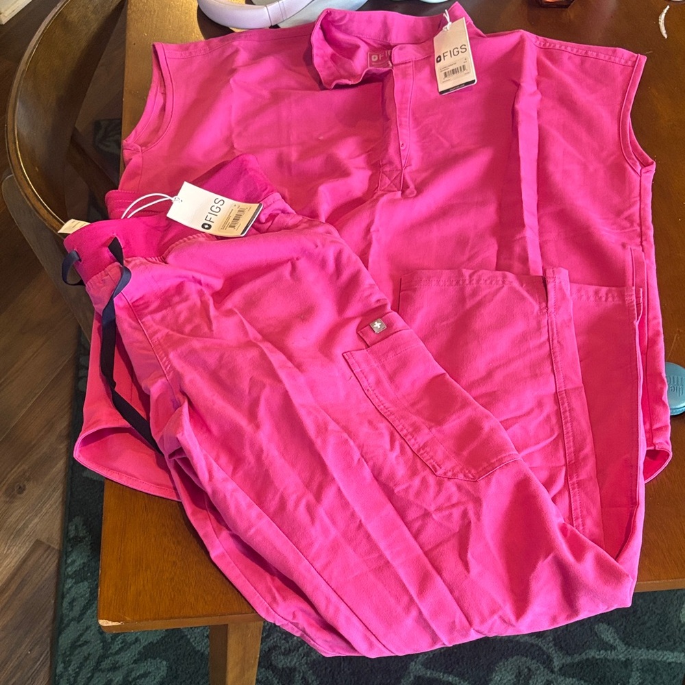 Figs Women's Hot Pink Polo Scrub Set